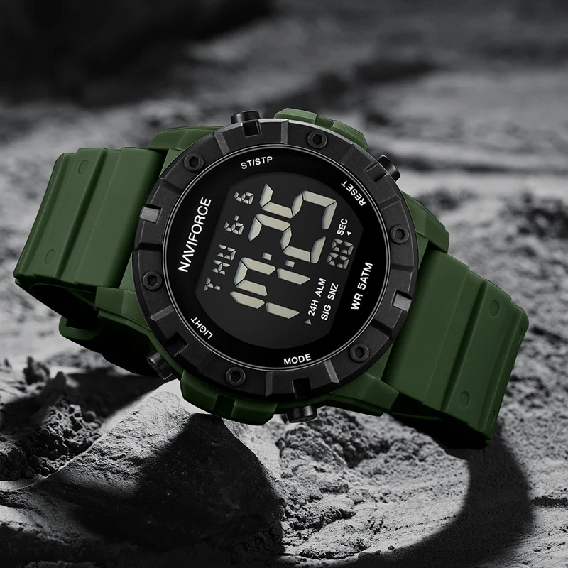Naviforce 7110 For Men- Green
